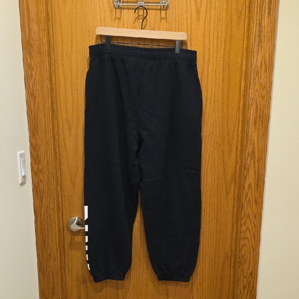 PINK Victoria's Secret Black Sweatpants - Picture 4 of 4